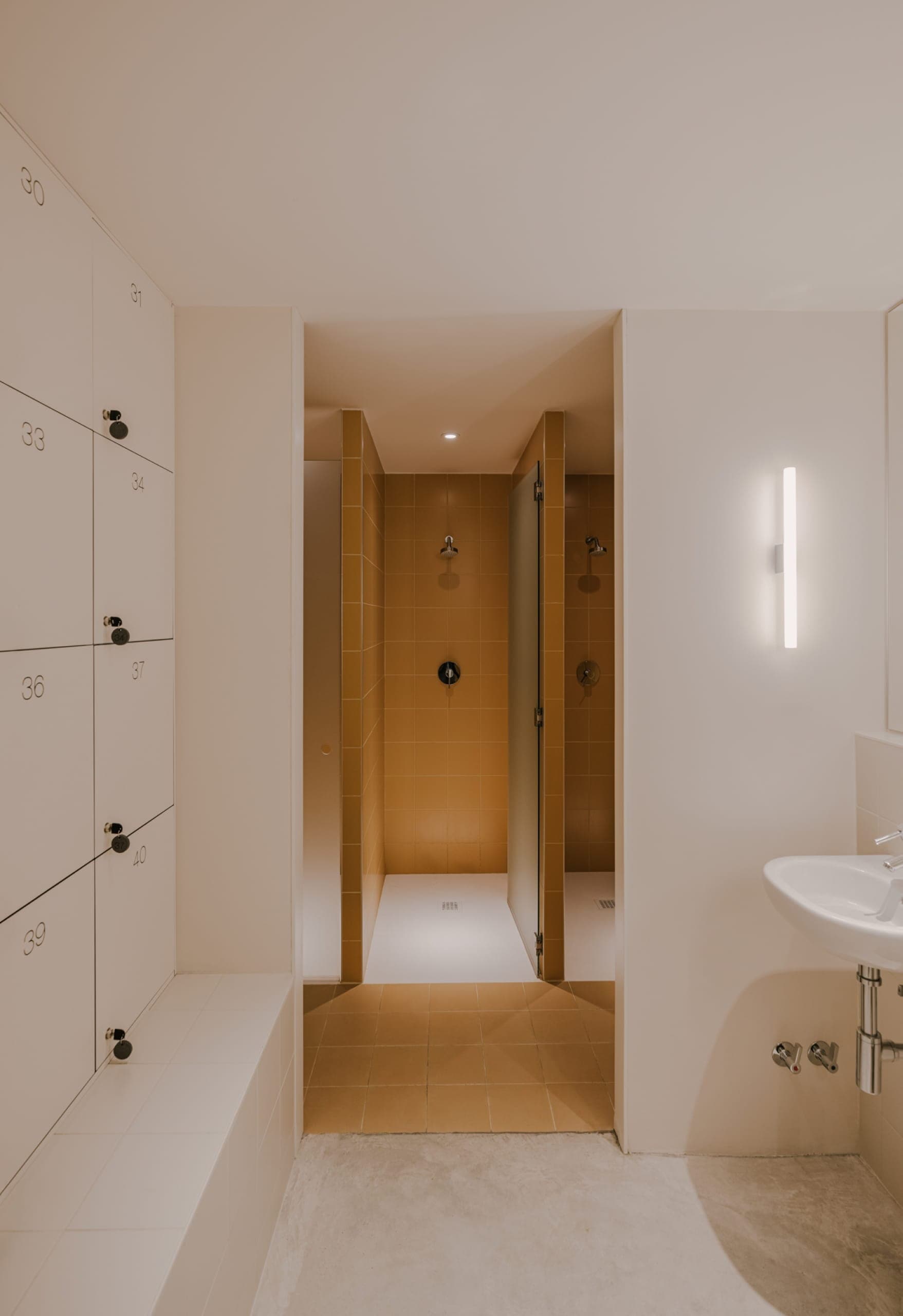 Changing room at Primal Moves Barcelona